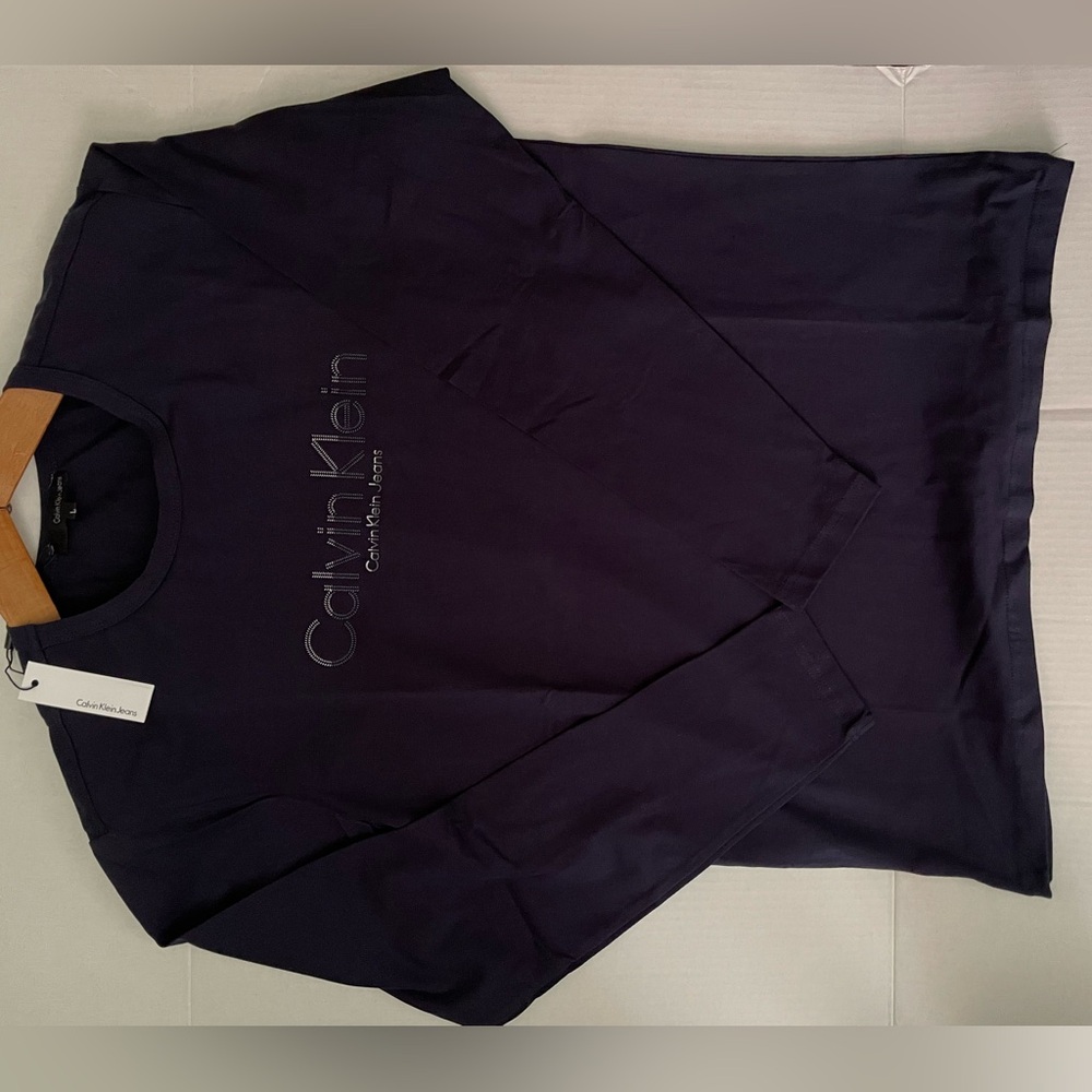 Calvin Klein Tshirt NWT